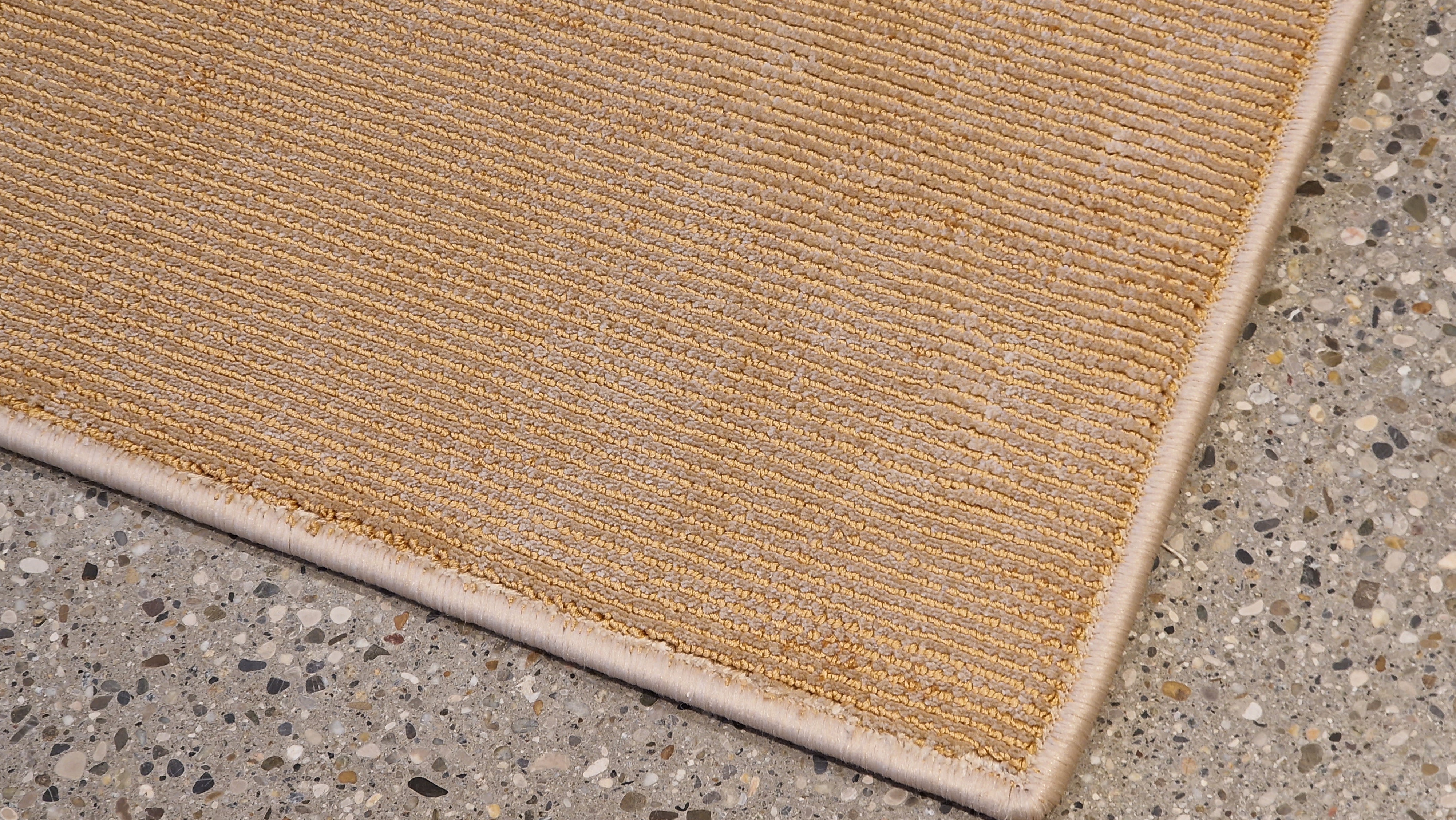 1203 Teppichläufer